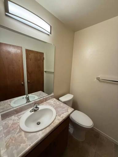 Main picture of 211 Lolita Ln