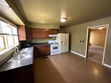 Main picture of 1701 Broadway