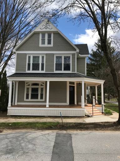Main picture of 292 Nelson Ave