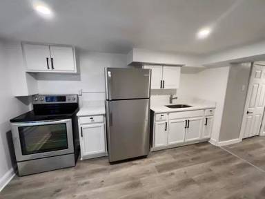 Main picture of 40 S Cannon Ave