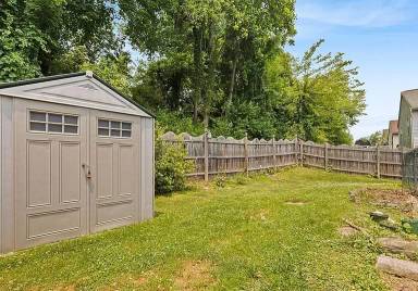 Main picture of 15202 Bernita Dr