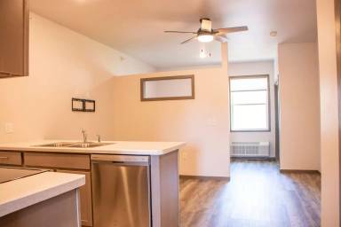 Main picture of 2448 Arthur St