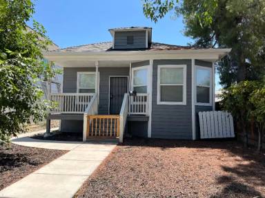 Main picture of 3126 2nd Ave