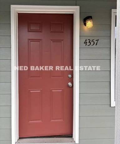 Main picture of 10th Court 11-Plex