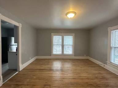 Main picture of 113 N Hamilton St