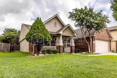 Main picture of 13517 Biltmore Lks