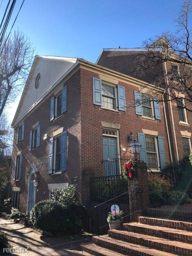 Main picture of 434 1/2 N Saint Asaph St