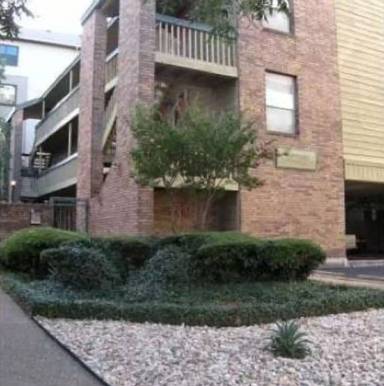 Main picture of 2210 Pearl St