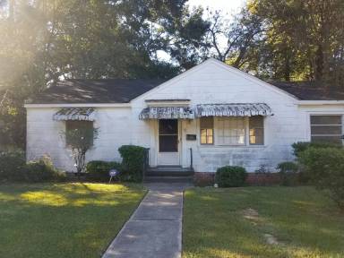 Main picture of 163 Segura Ave