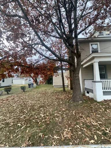 Main picture of 632 Vermont Ave