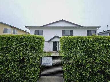 Main picture of 1422 E Maple St