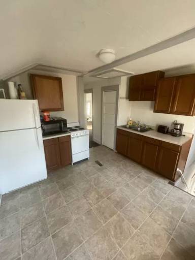 Main picture of 2125 S Lemon St