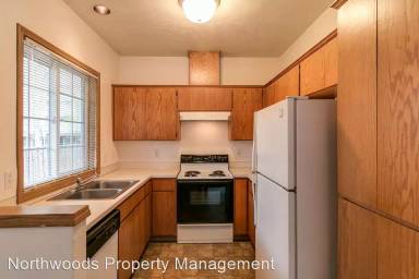 Main picture of 1355 Lincoln Aly