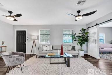 Main picture of 6625 Boxwood Dr