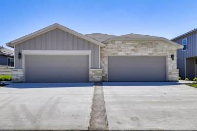 Main picture of 736 Wheatfield Dr