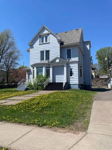 Main picture of 2231 W 3rd St