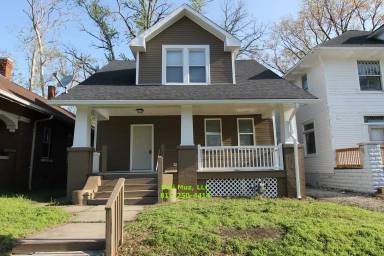 Main picture of 610 Jefferson Ave