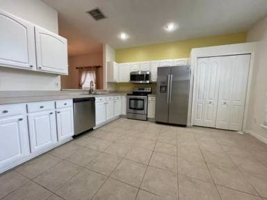 Main picture of 4963 Waterside Pointe Cir