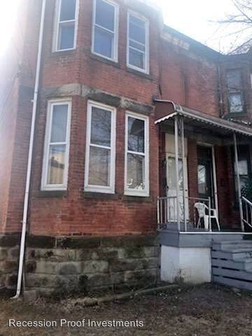 Main picture of 2701 Riverside Ave