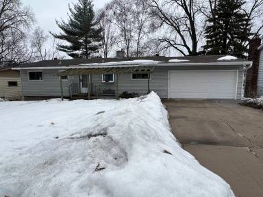 Main picture of 2589 Fisk St