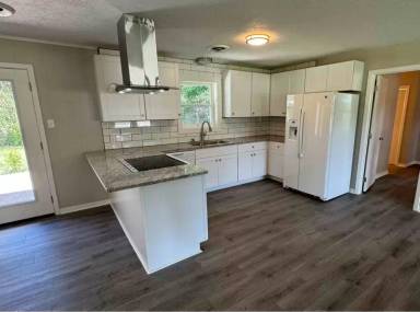 Main picture of 520 N Pine St