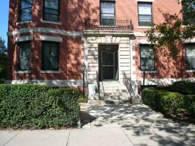 Main picture of 1064 Beacon St