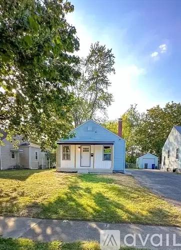 Main picture of 2439 Bancroft St