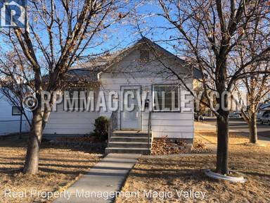 Main picture of 461 4th Ave E
