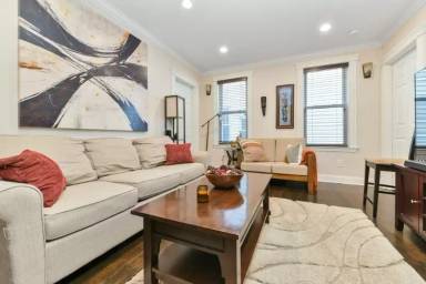 Main picture of 34 Forbes St