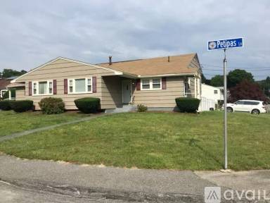 Main picture of 34 Petipas Ln