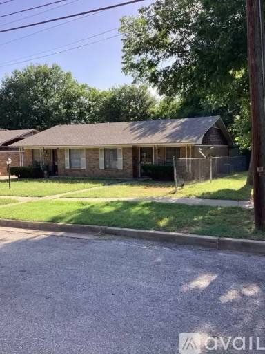 Main picture of 1307 S Rusk Ave