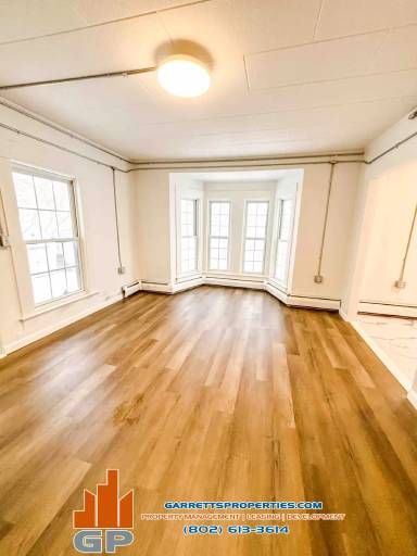 Main picture of 43 Middle St