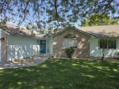 Main picture of 1858 N Carissa Ave