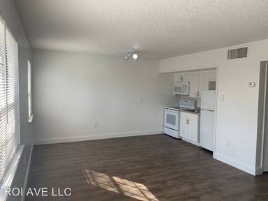 Main picture of Grove Park Condominium