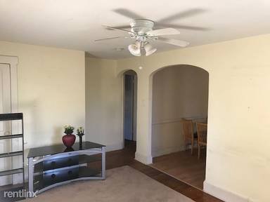 Main picture of 564 S Main St