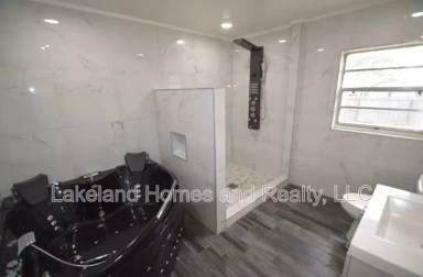 Main picture of 307 Steedly Ave