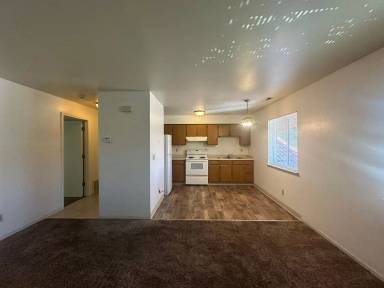 Main picture of 1800 Idlewild Dr