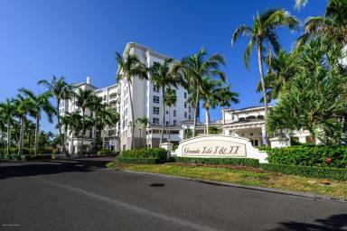 Main picture of Grande Isle Towers