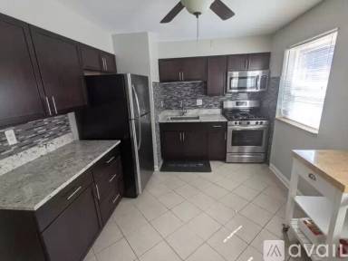 Main picture of 1190 Moorlands Dr