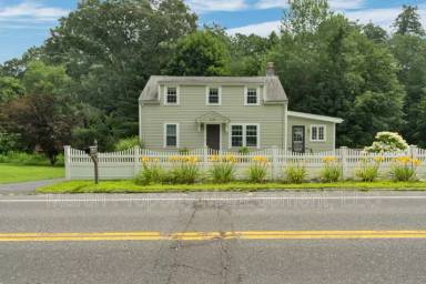 Main picture of 1771 Main St
