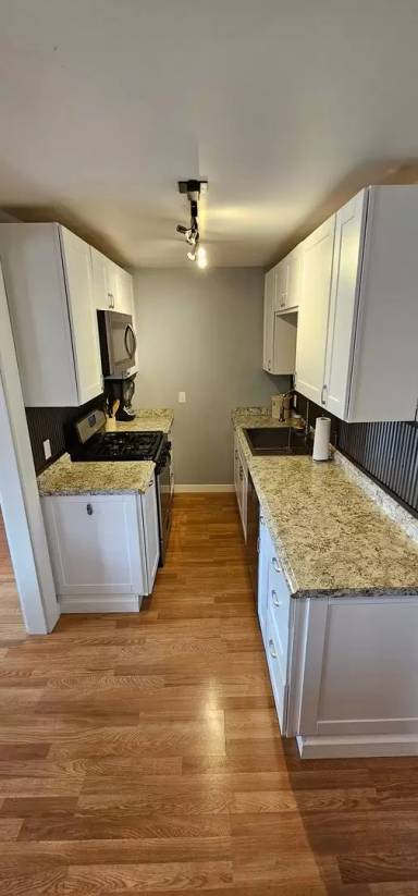 Main picture of 5690 Foster Ln