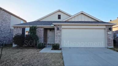 Main picture of 824 Rivers Creek Ln