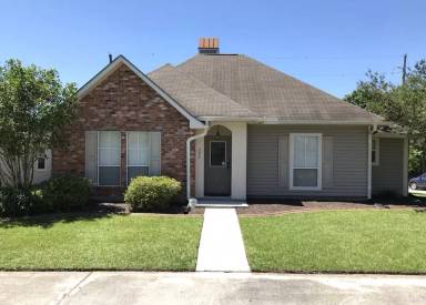 Main picture of 202 Springhaven Dr