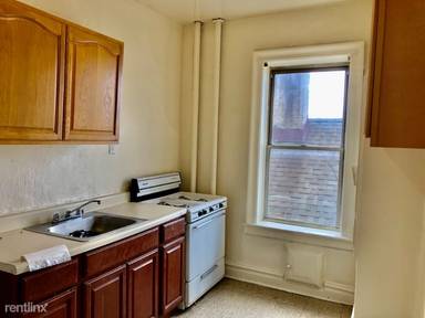 Main picture of 142 Arlington Ave