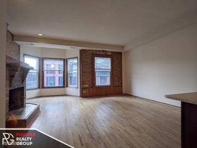 Main picture of 2519 N Lincoln Ave