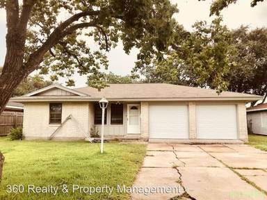 Main picture of 2217 18th Ave N