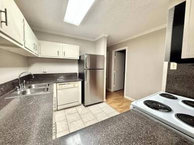 Main picture of Highlander Condominiums
