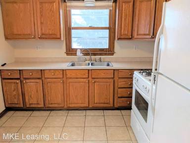 Main picture of 1319 E Howard Ave