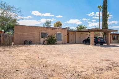 Main picture of 2718 S Jaguar Rd