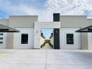 Main picture of 1701 W Violet Dr